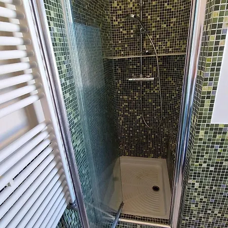 Le Strelizie Апартаменты Арнезано