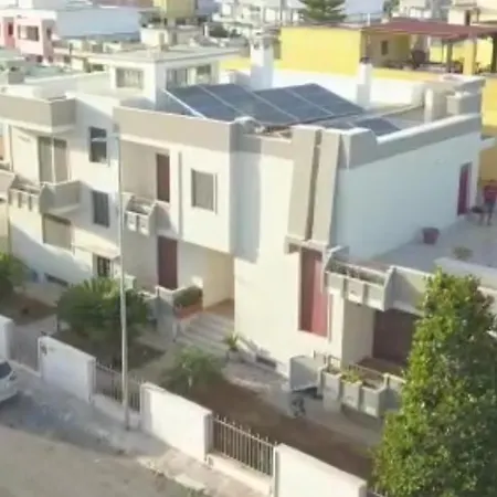 Le Strelizie Apartment Arnesano