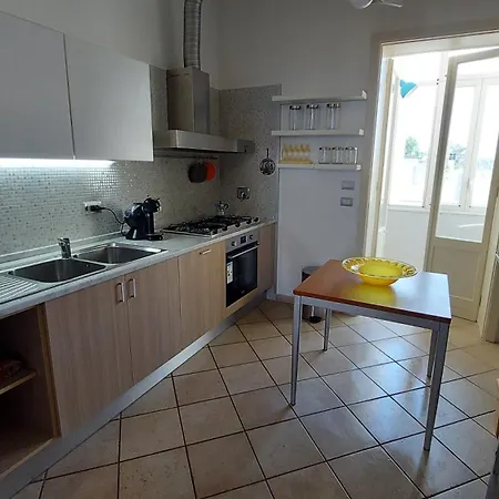 Le Strelizie Apartment Arnesano